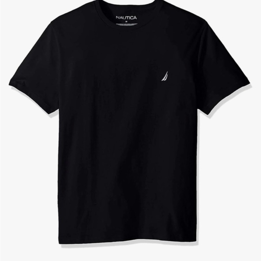 NÁUTICA MEN SHORT SLEEVE.  $29. SIZE XL